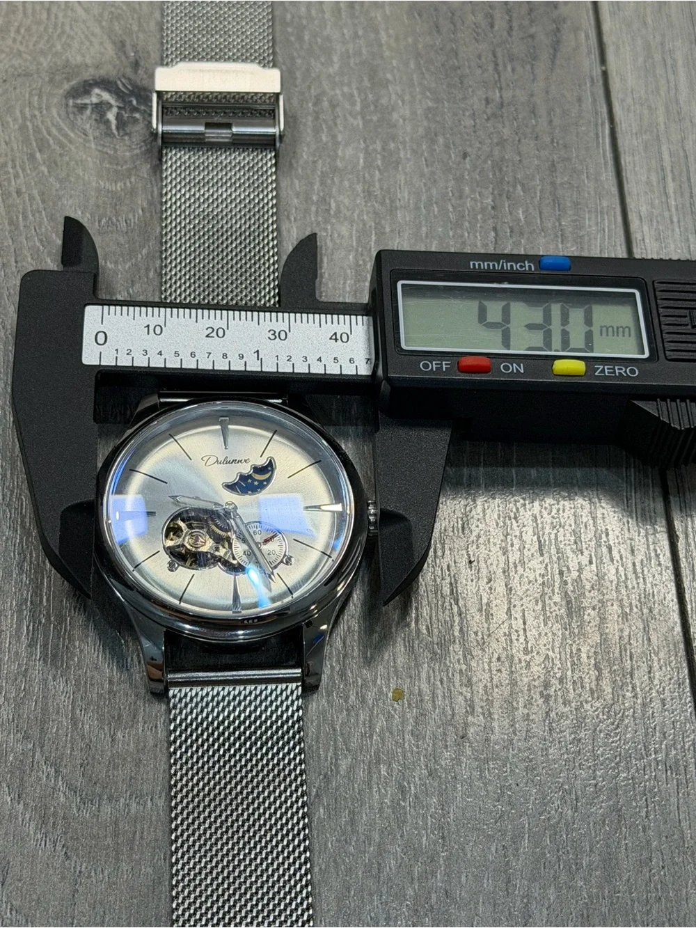 Dulunwe Automatic Men’s Watch 43mm Open Heart Moon Phase Mesh Band Runs
